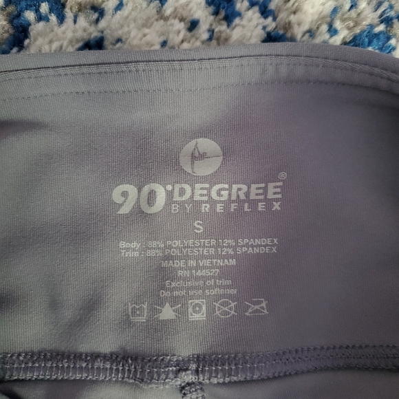 2 pair workout Capri leggings, size Sm - Picture 3 of 3